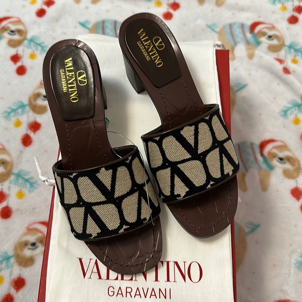 Valentino Garavani Sandals